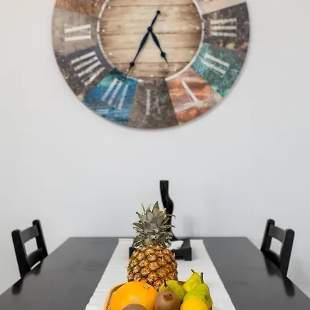 Apartmán Urban Oasis With Free Parking