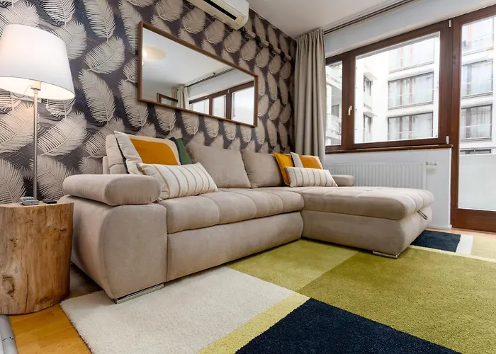 Urban Oasis With Free Parking Apartmán *